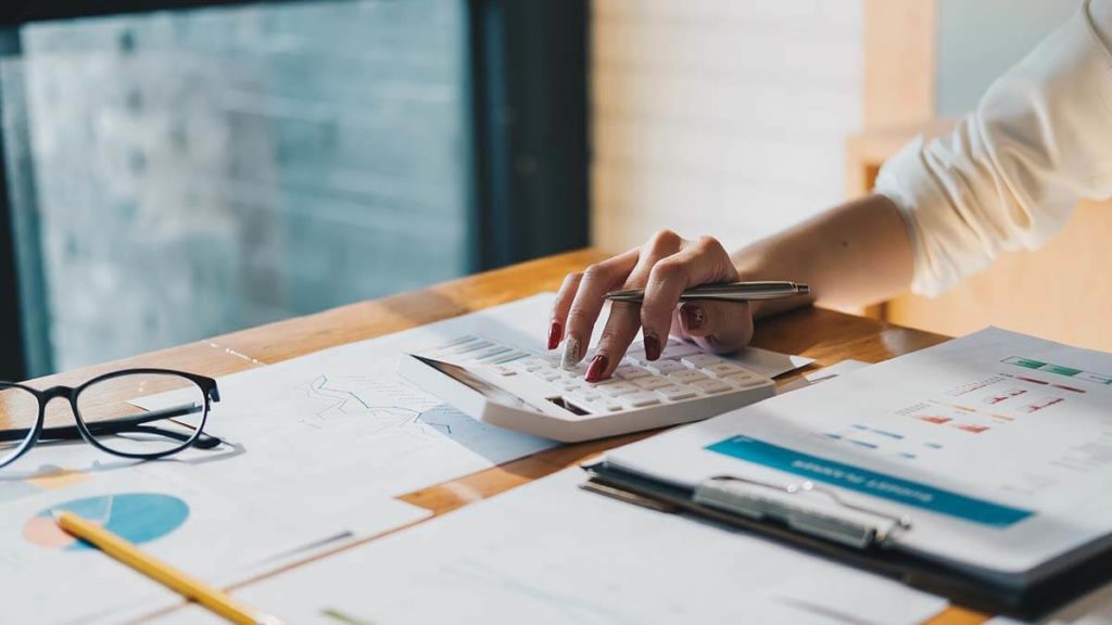 Table with financial statements.