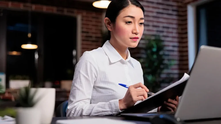 Business owner using an invoice generator.